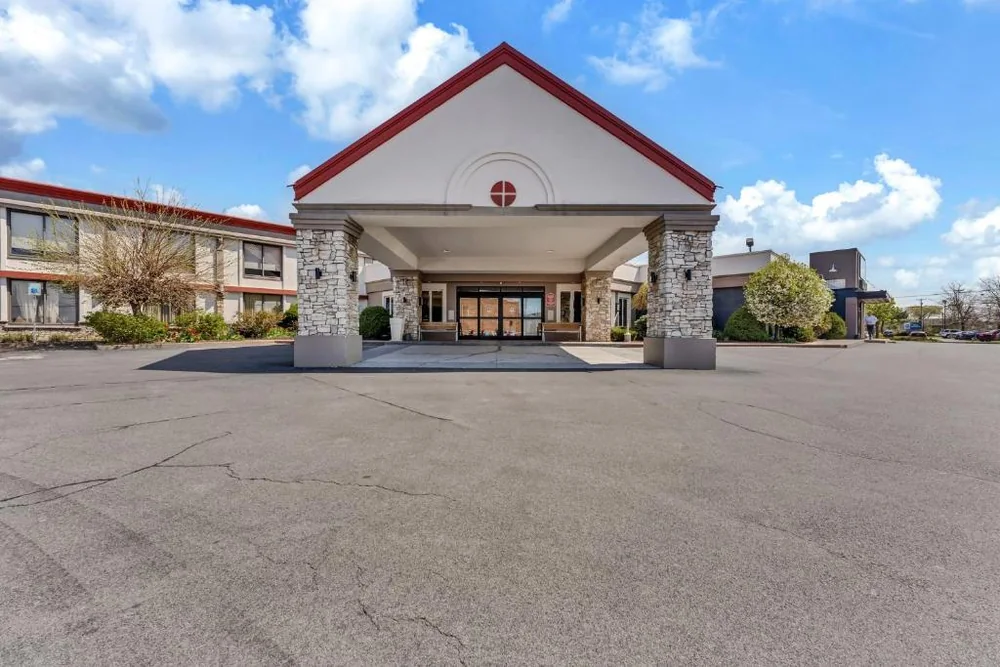 Buffalo Airport Hotel exterior and parking area